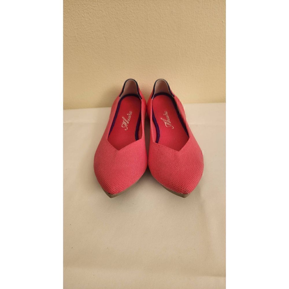 Mhuire Womens Sustainable Knit Flats,  Pre-Owned, Sz. 8